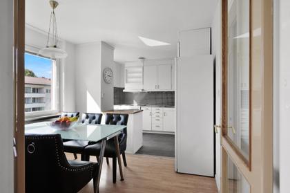 Vallavägen 43, Handen