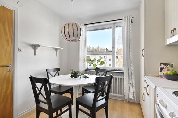 Ringvägen 28, Haninge