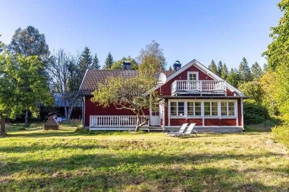 Deragård Björkhagen 101, Emmaboda