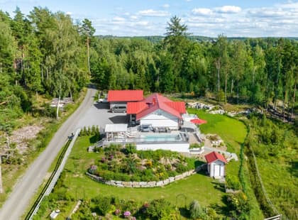 Husby-Sjutolft Ekolsund 75, Ekolsund