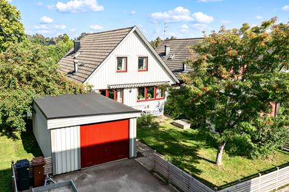 Källénsgatan 10, Kanada