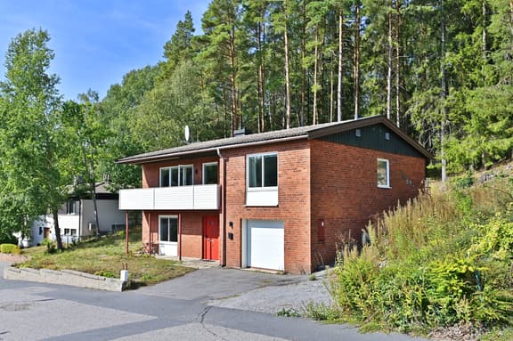 Floravägen 28, Haninge