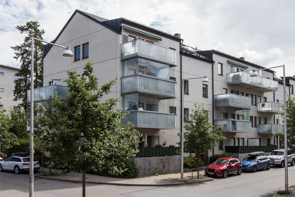 Honnörsgatan 26, Solna