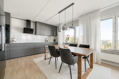 Hildebergsvägen 8, Liljeholmskajen