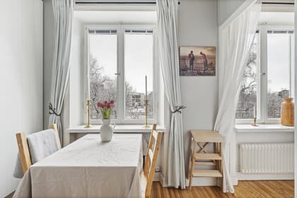 Höganäsgatan 8B, Centrum