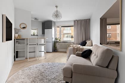 Skebokvarnsvägen 273, Högdalen