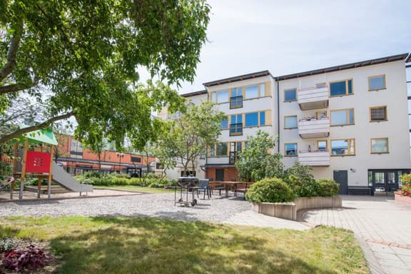 Tumba Torg 106, Botkyrka