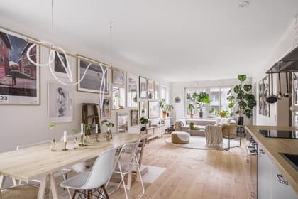 Kyndelsmässogränd 6, Midsommarkransen