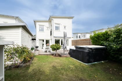 Flottiljvägen 108, Riksten