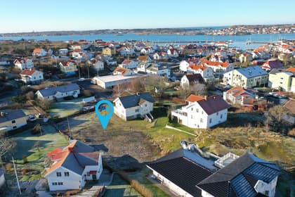 Slottsvägen 5, Björkö