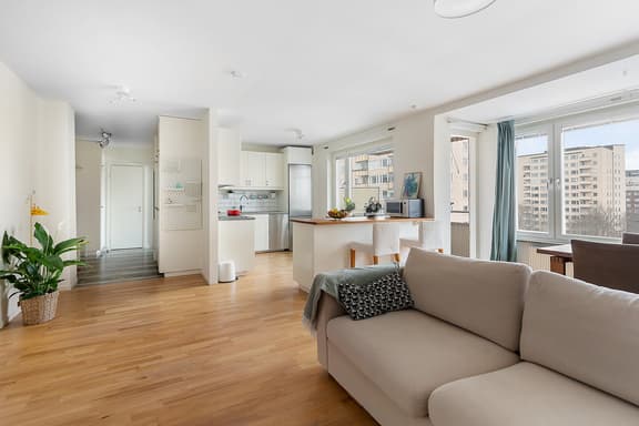 Nybodagatan 12, Solna