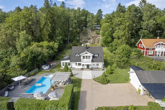 Tullinge Strand 29, Botkyrka