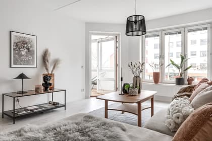 Kungsgatan 8C, Väster