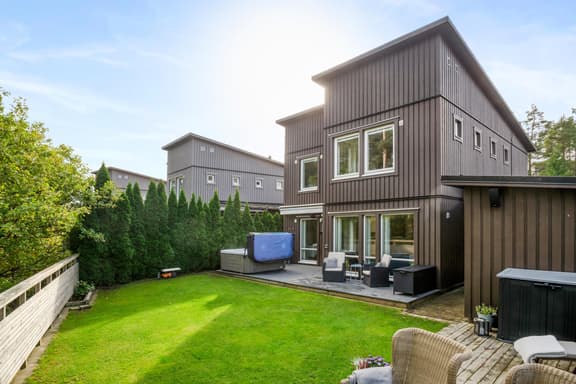 Dalgångsslingan 16, Huddinge