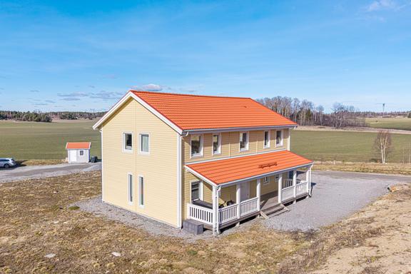 Katrinedalsvägen 1D, Håbo