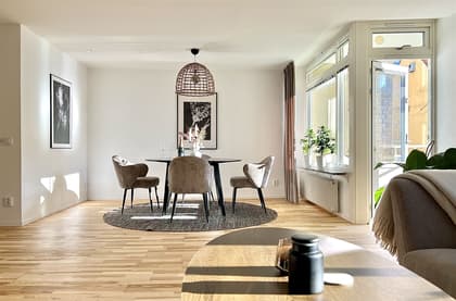 Slottsgatan 2B, Centrum