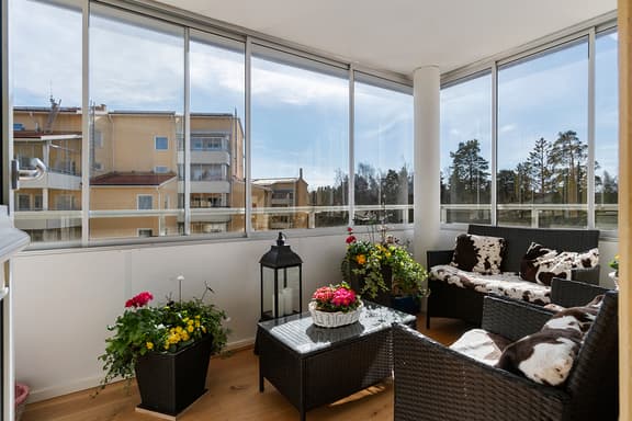 Tegelstigen 1, Södertälje