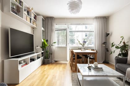 Långhalsvägen 17, Årsta