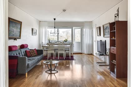 Warholms väg 8B, Tuna