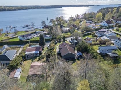 Marielundsvägen 9, Adelsö