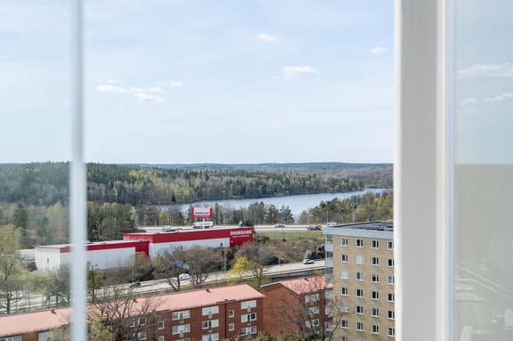 Tornslingan 37, Huddinge