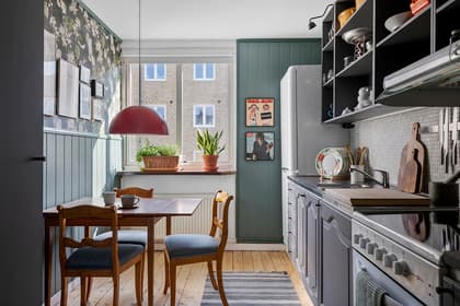 Saarisvägen 1C, Midhem