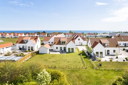 Romangatan 58, Svarte