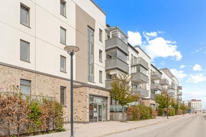 Flygfältsvägen 15, Barkarbystaden