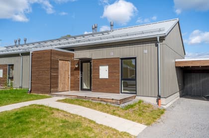 Nästgårdsvägen 7B, Hållsta