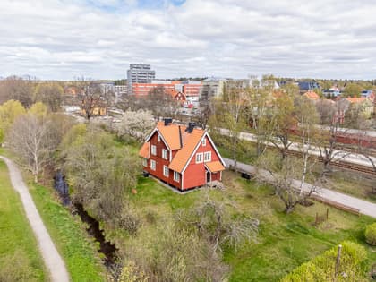 Stationsvägen 3, Centrum