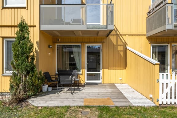 Hedebyslingan 32B, Järfälla