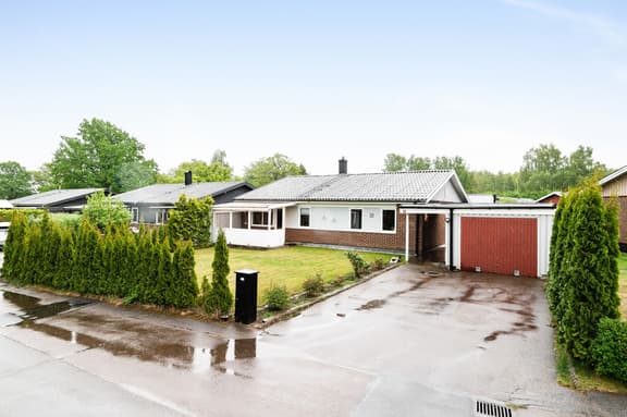 Vitsippestigen 10, Mjölby