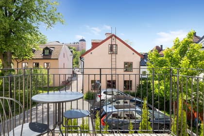 Västra Ågatan 22, Centrum