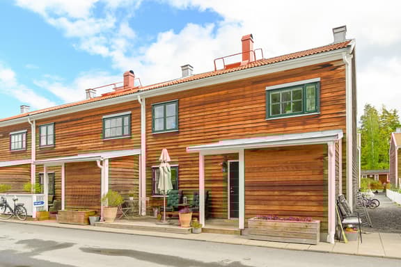 Skalla Hamnväg 14A, Strängnäs