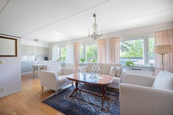 Rådstuguvägen 6, Huddinge