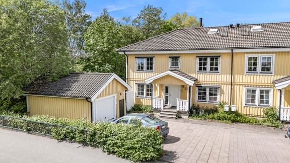 Ågärdsgatan 21, Köping