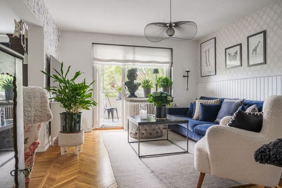 Nävertorps Torg 4, Katrineholm