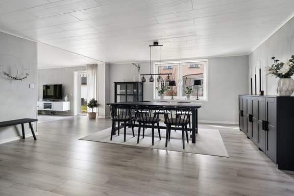 Uddenbergsvägen 3, Karlskoga