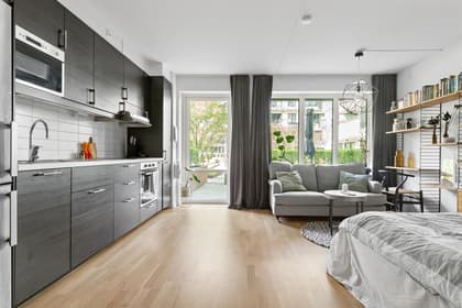 Centralvägen 13, Centralt