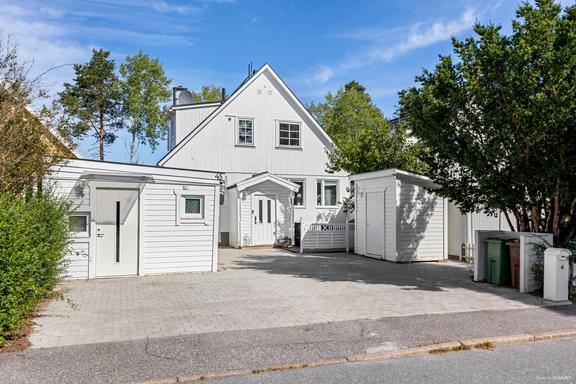 Tvåspannsvägen 45, Järfälla