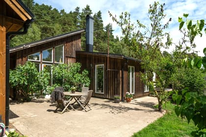 Välanvägen 49, Saxtorpsskogen