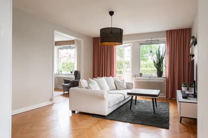 Jakobsbergsgatan 16B, Centrum