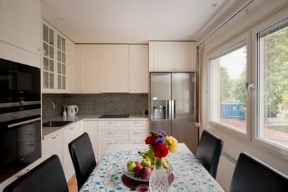 Hampvägen 6, Hallunda