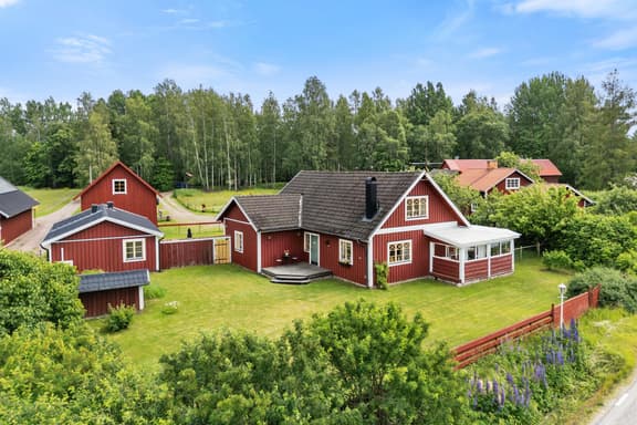 Karlsgårdarna 12, Säter