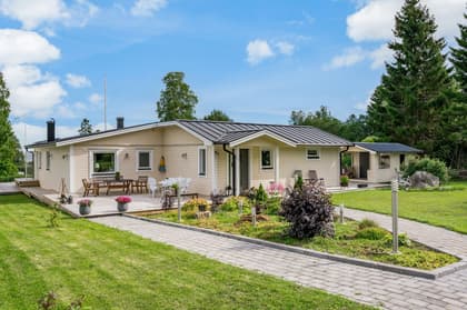 Slädatvåvägen 32, Släda