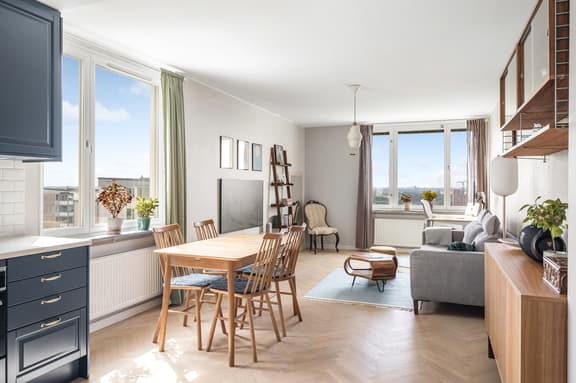 Mörbyhöjden 8, Danderyd