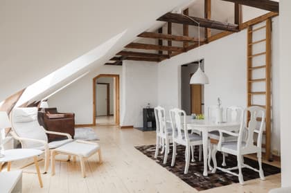 Stora Tomegatan 46B, Centrum