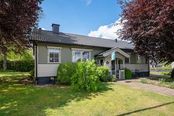 Algatan 7, Svenljunga