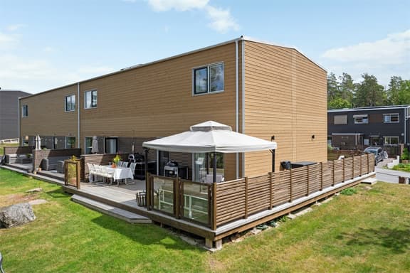 Åkerhielms väg 21, Österåker