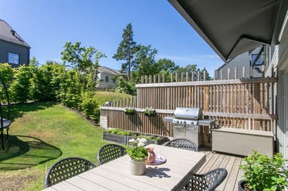 Hjortängsvägen 24C, Björknäs